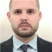 La Storia è maestra di vita. Se sei alla ricerca di qualcuno che ti guidi in questa materia, hai trovato il tuo docente!